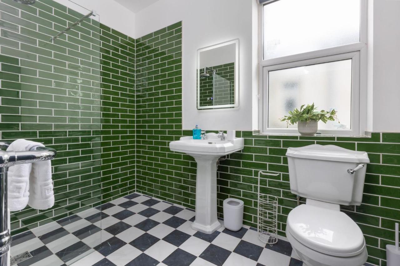 Ettie And Gigi'S Apartman Blackpool Kültér fotó